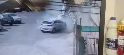 Câmeras registram avião batendo em prédio residencial em BH