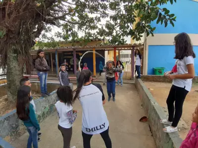 Divinópolis aprova projeto que troca sirenes escolares por músicas para inclusão de autistas