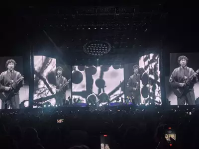 Djavan emociona público com turnê de 50 anos e repertório surpreendente