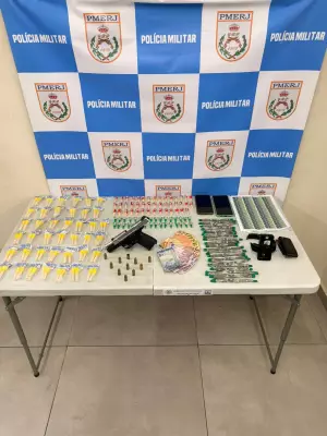 Dois presos com arma e drogas em Volta Redonda após confronto