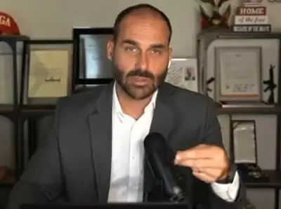 Eduardo Bolsonaro é citado como gestor de verba de filme sobre o pai