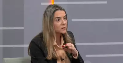 Em greve de 23 dias, secretária de Educação de BH defende terceirização de apoio a alunos PcD