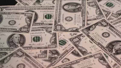 Entenda os fatores que fazem o dólar subir ou cair no Brasil