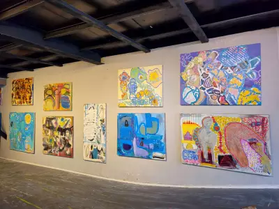 Exposição 'Naji Ayoub e o Campo Vivo da Pintura' em Santos