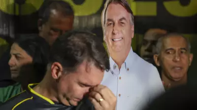 Flávio Bolsonaro nega irregularidades em caso Vorcaro e critica Zema