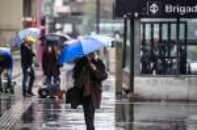 Frio e chuva marcam Dia das Mães em SP: previsão do tempo
