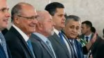 Governo aposta em Alcolumbre mais contido após operação contra líder do Centrão