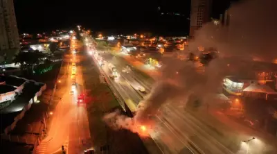 Incêndio em carreta bloqueia totalmente BR-101 em Itapema (SC)
