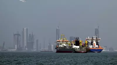 Irã e EUA negociam trégua de 30 dias e reabertura do estreito de Hormuz