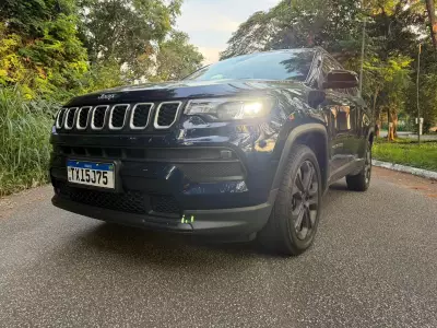 Jeep Compass Sport 2026 chega com novo visual e preço competitivo