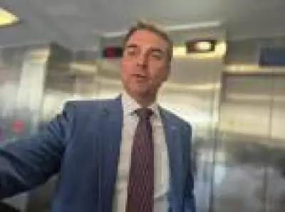 Kleber Mendonça Filho apoia Talíria Petrone em crítica a Flávio Bolsonaro