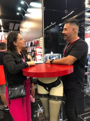 Loja de bem-estar íntimo em Caraguatatuba quebra tabus e promove autoestima