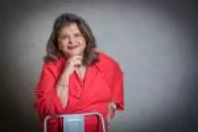 Luiza Trajano explica Hino Nacional em lojas e nega convite de Lula para vice