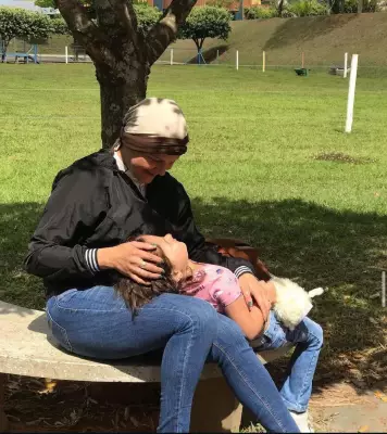 Mãe que lutou pela cura da filha com leucemia descobre câncer de mama