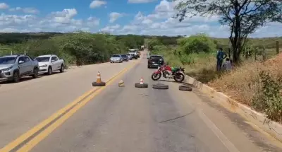 Moradores de Serrita protestam por melhorias na rodovia PE-507