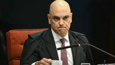 Moraes suspende lei que pode reduzir pena de Bolsonaro e réus do 8/1