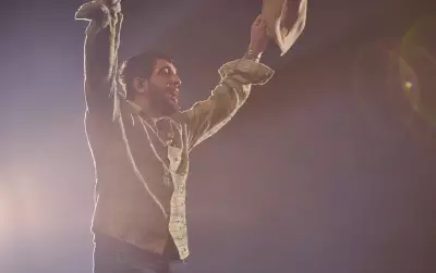 Nattan agita Ribeirão Rodeo Music 2026 com funk, forró e pedido de casamento