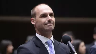 PF investiga se recursos do Banco Master financiaram Eduardo Bolsonaro nos EUA