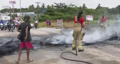 Protesto interdita via entre Valentina e Mangabeira em João Pessoa