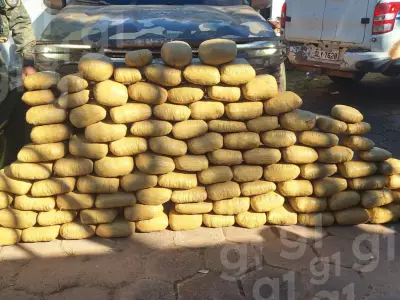 Quadrilha é presa com mais de 100 kg de skunk em rodovia no Acre