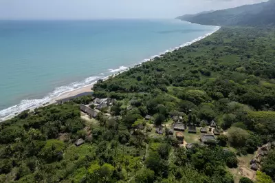 Turistas ignoram violência paramilitar no paraíso colombiano de Tayrona