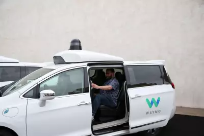 Waymo recolhe 3,8 mil robotáxis nos EUA por risco em áreas alagadas