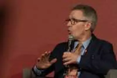 Zema critica STF, defende cortes e intensifica discurso eleitoral
