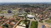 Aparecida de Goiânia celebra 104 anos com desfile e 5 mil bolos
