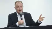Aprovação de Casagrande se mantém em 77%, aponta Quaest