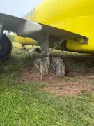 Avião da GOL sai da pista em Salvador com pneus enterrados na grama