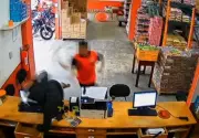 Bandidos invadem mercado e são contidos por funcionários no Marajó