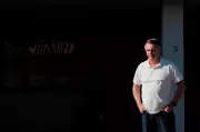 Bolsonaro recebe alta após cirurgia no ombro direito em Brasília