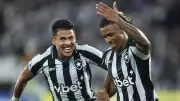 Botafogo vence Racing novamente e garante vaga no mata-mata da Sul-Americana