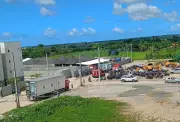 Caixa d'água desaba e deixa cinco feridos em obra no bairro de Gramame, em João Pessoa