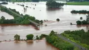 Chuvas no RS deixam mais de 500 desalojados e alerta para deslizamentos