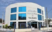 Câmara de Taubaté aprova reforma administrativa e recria 108 cargos comissionados