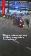 Câmeras flagram carro capotando ao atingir concessionária no Tatuapé