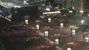 Confusão com spray de pimenta e furtos marca show de Shakira no Rio