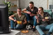 Copa do Mundo em 4K: TVs de 55 polegadas por até R$ 3.000 em maio