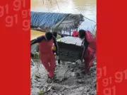 Corpo de indígena que se afogou no Rio Envira é resgatado por bombeiros