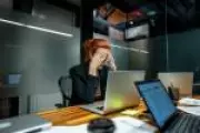 Dia do Trabalho: denúncias corporativas crescem 16,9% em 2025