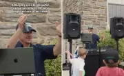 Diplo anima formatura do filho com festa de pré-escola inesquecível