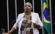 Enfermeira Rejane sofre racismo novamente no Congresso Nacional