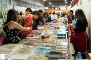 Feira do Livro da UFSCar começa com 2 mil títulos e até 70% de desconto