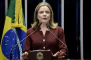 Gleisi Hoffmann confirma pré-candidatura ao Senado pelo PT no Paraná