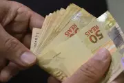 Governo lança novo Desenrola Brasil em meio a recorde de endividamento das famílias