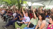 Greve dos profissionais da educação de BH continua após 22 dias