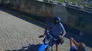 Homem de 55 anos é baleado ao chegar em casa em Barra de São Francisco