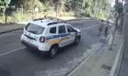 Homem desiste de agredir outro com pá ao ver viatura da PM em Muriaé