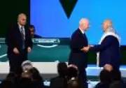 Infantino causa climão ao tentar aperto de mão entre Israel e Palestina